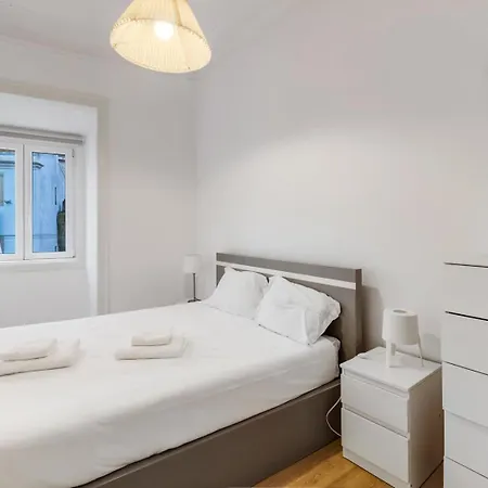 Bright 1br Castelo Sao Jorge - Graca Getaway | By Airnest