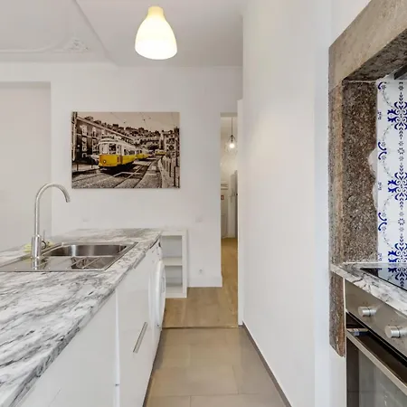 Bright 1br Castelo Sao Jorge - Graca Getaway | By Airnest Apartmán *