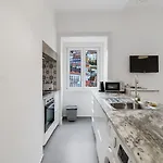 アパート Bright 1br Castelo Sao Jorge - Graca Getaway | By Airnest リスボン